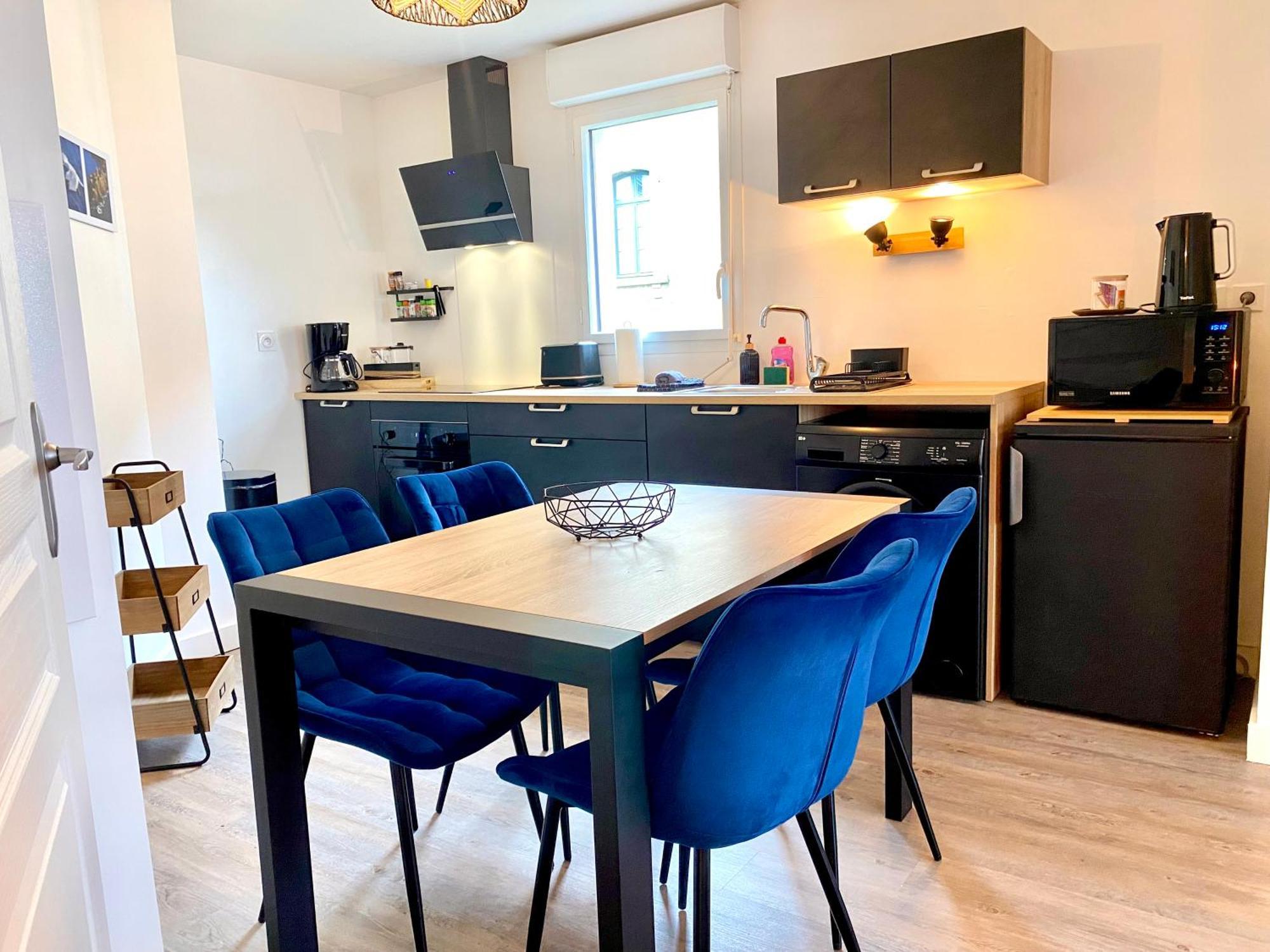 Appartement, Confort, Parking, Terrasse Dinan Eksteriør bilde